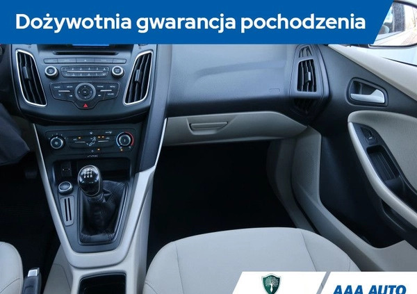 Ford Focus cena 39000 przebieg: 135599, rok produkcji 2017 z Oborniki Śląskie małe 232